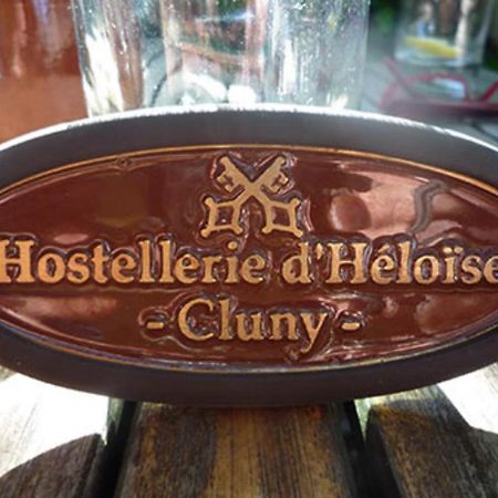 Hostellerie d'Héloïse Cluny Buitenkant foto